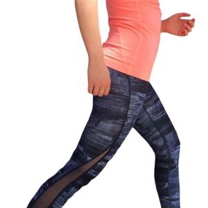 Lululemon EUC Rare Train Times size 10